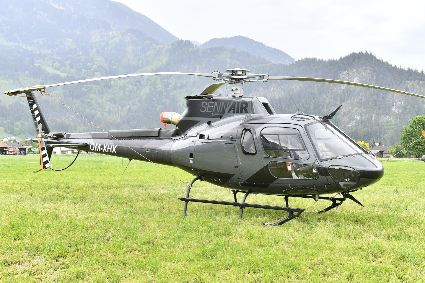 Helicopter Images 17469018340588 helicopter-images-17469018340588