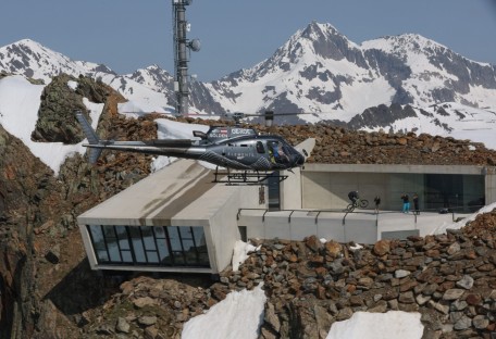 Airbus Helicopters H125