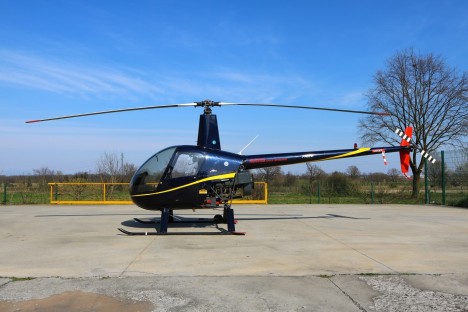 Robinson R22