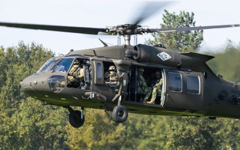 Sikorsky UH-60