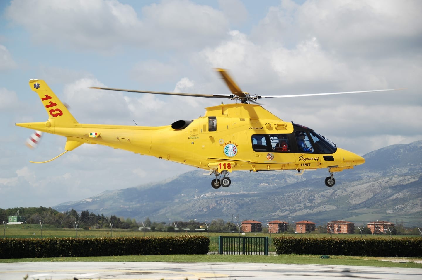 Leonardo AW-109S Grand