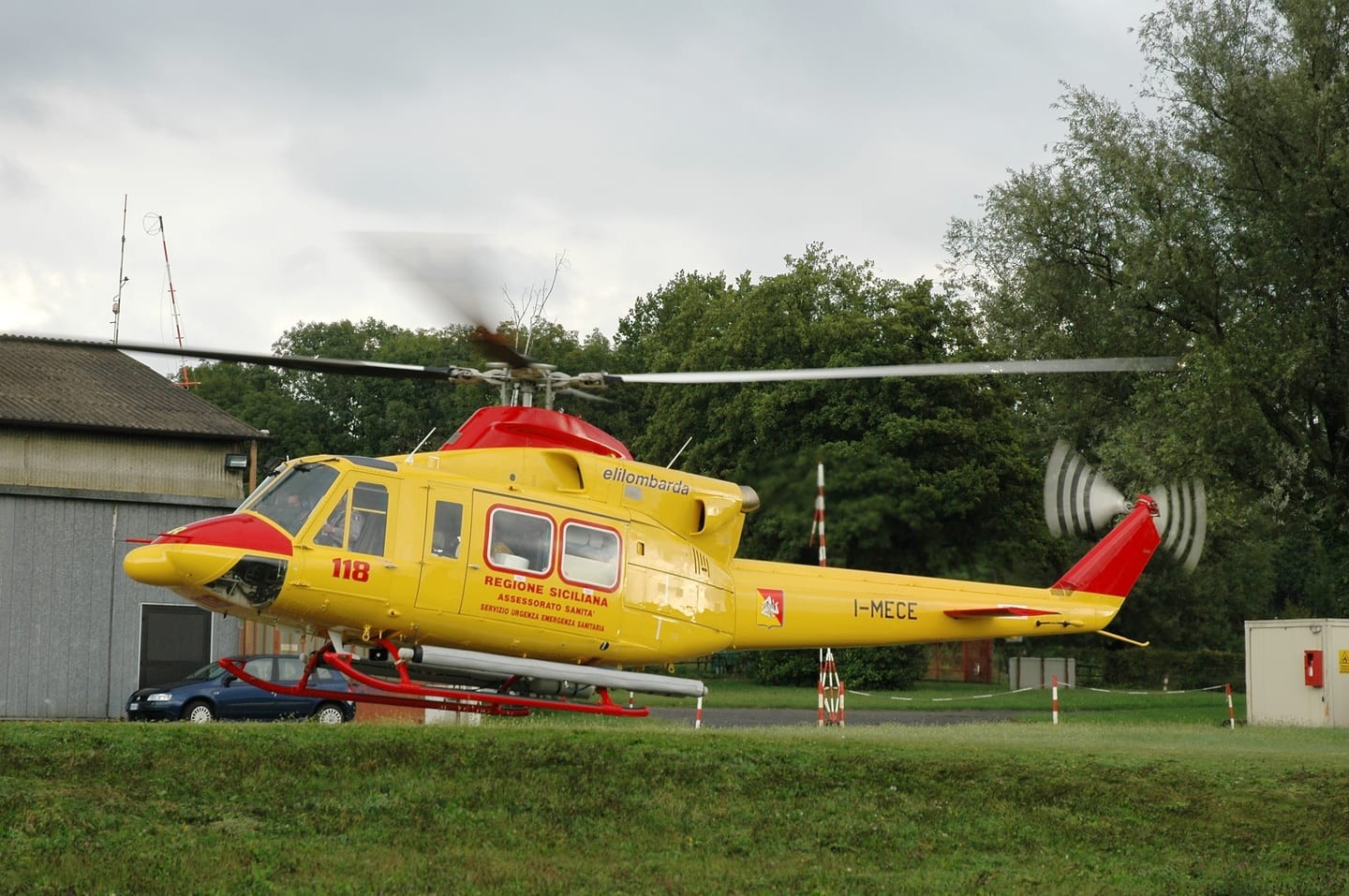 Leonardo Agusta Bell 412