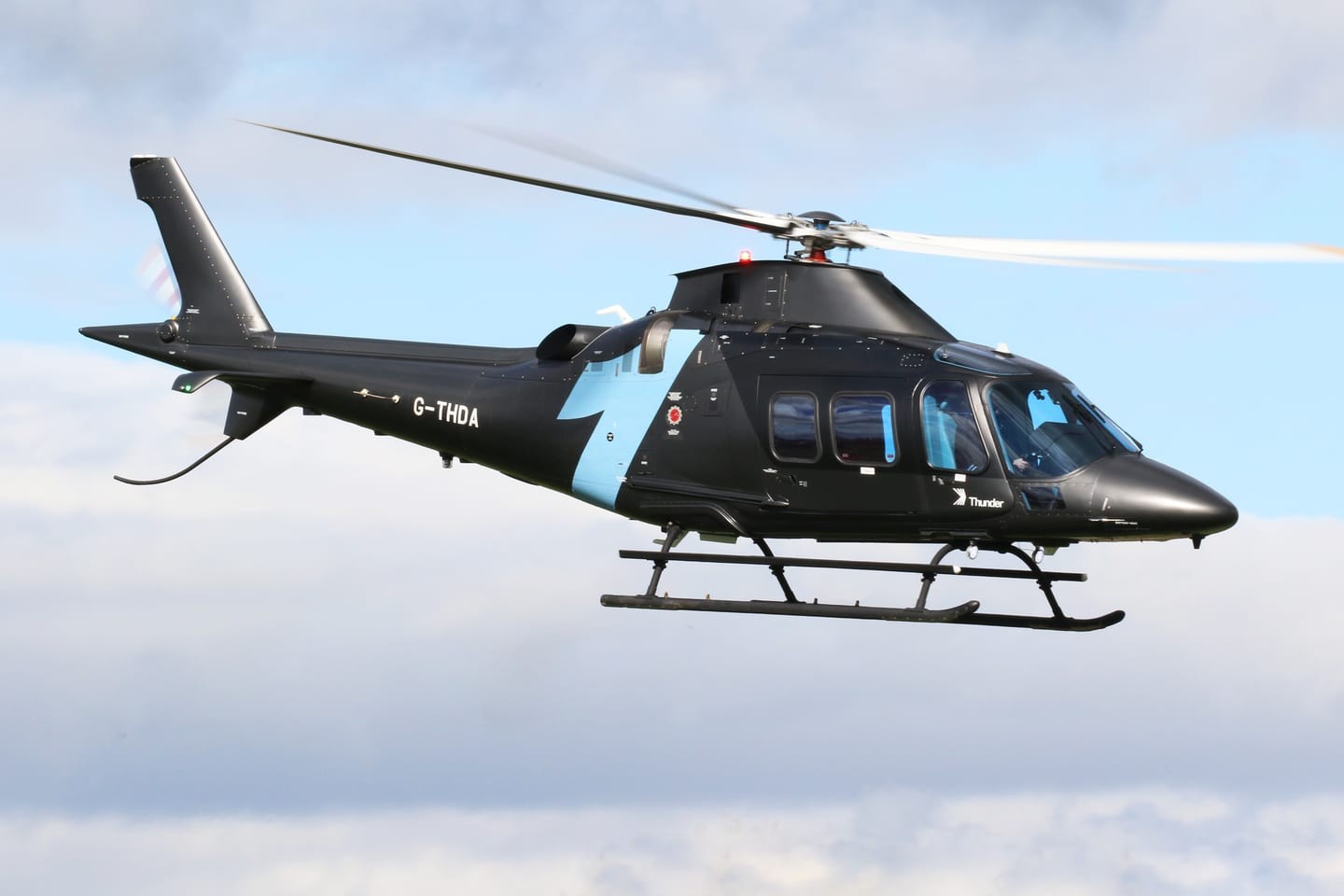 Leonardo AW-109 Trekker