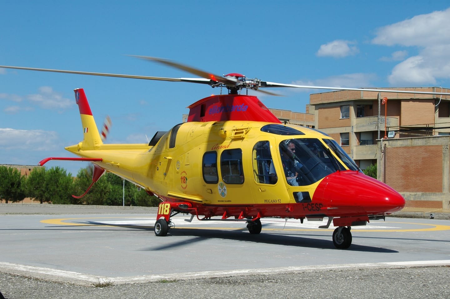 Leonardo AW-109S Grand