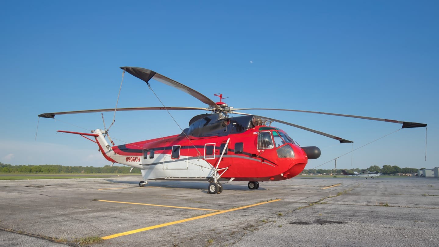 Sikorsky S-61N