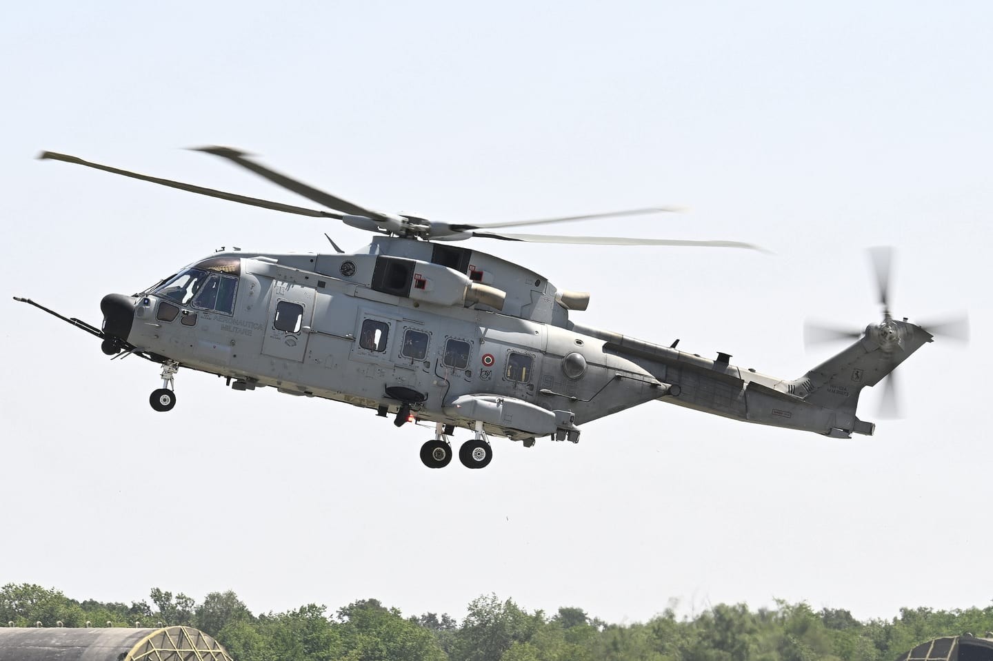 Leonardo HH101