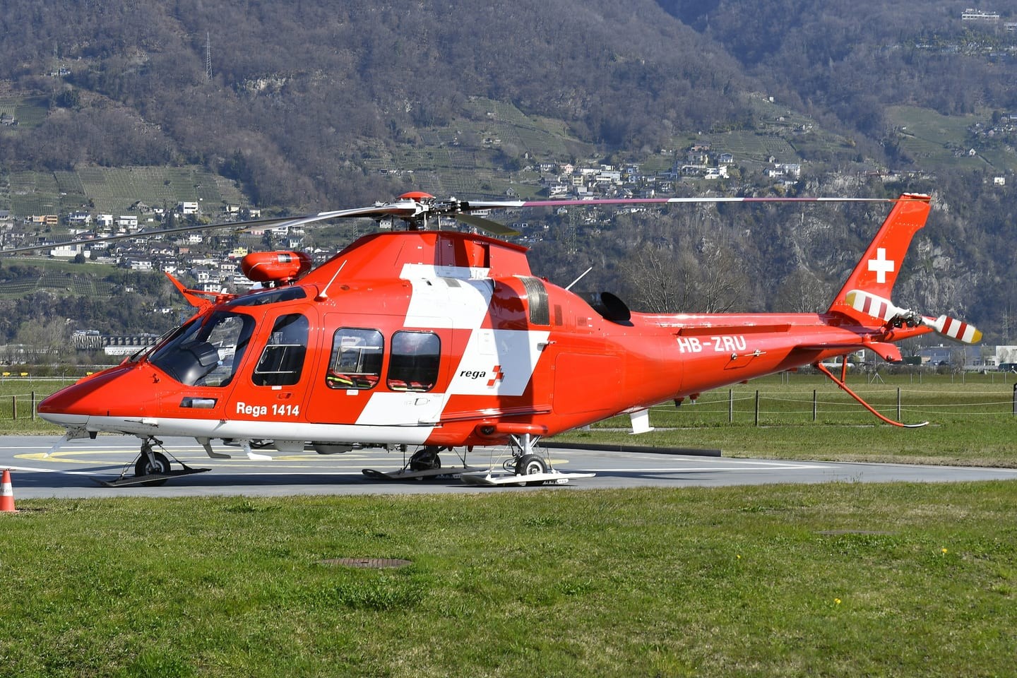 Leonardo AW-109SP
