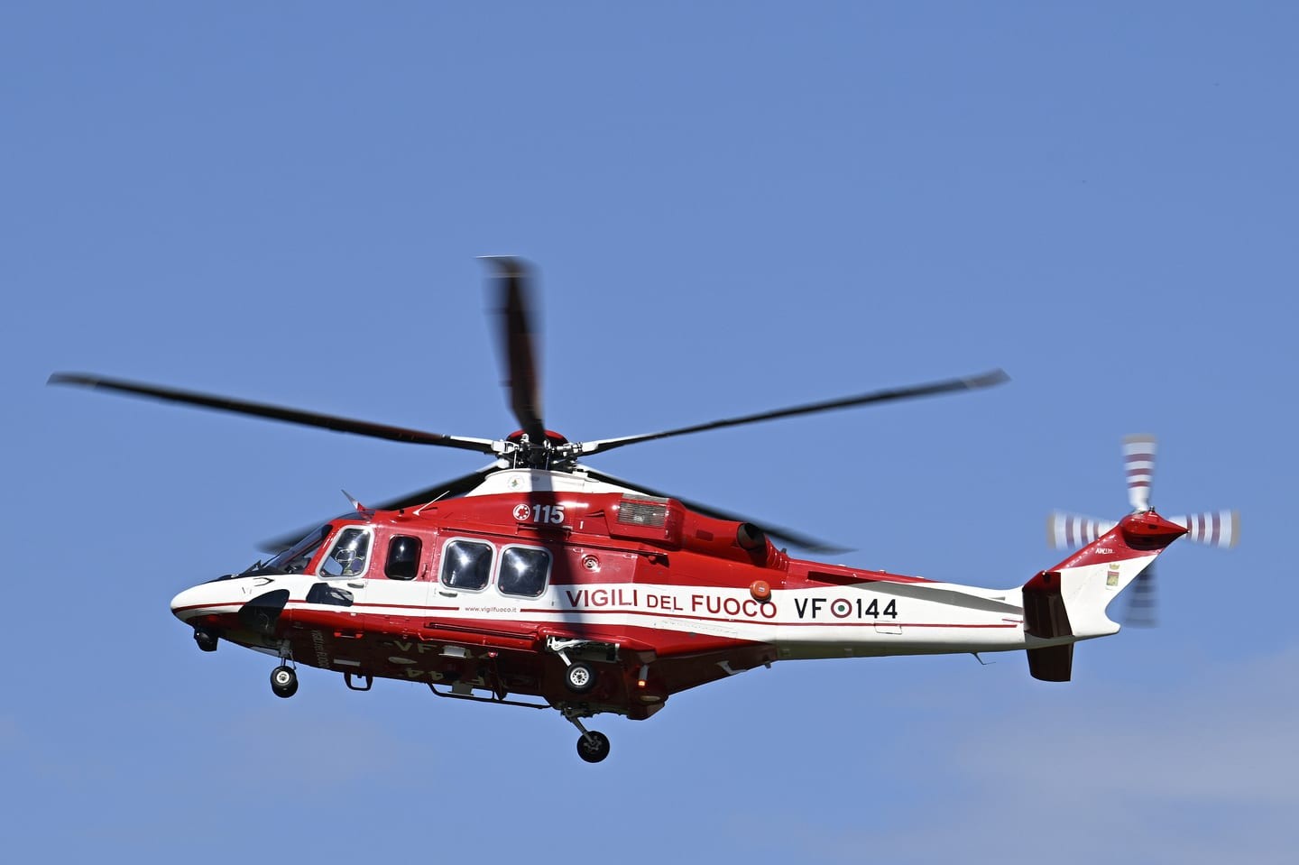 Leonardo AW-139